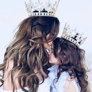 Meet your Posher, Daniela